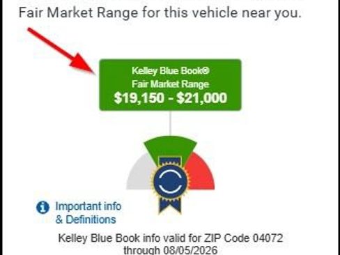 Used 2021 Chevrolet Blazer LT FWD image 14
