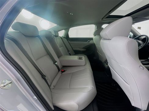 Used 2020 Honda Accord EX-L image 30