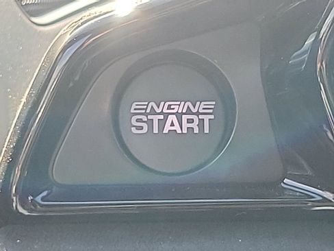 Used 2020 Lotus Evora image 21