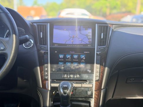Used 2019 INFINITI Q50 Luxe w/ Essential Package (3.0T Luxe) AWD/4WD image 23