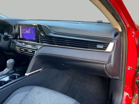 Used 2025 Toyota Camry LE FWD image 18