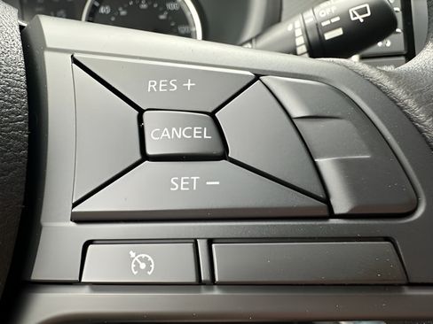 Certified 2025 Nissan Kicks Play S FWD image 24