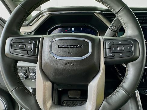 Used 2025 GMC Sierra 3500 Denali w/ Technology Package AWD/4WD image 50