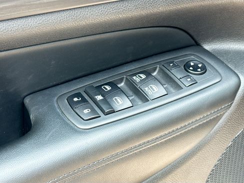 Used 2020 Jeep Grand Cherokee Altitude AWD/4WD image 8