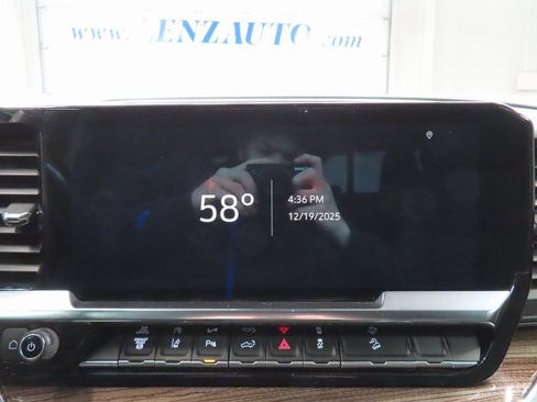 Used 2024 Chevrolet Silverado 2500 LT w/ Midnight Edition image 13