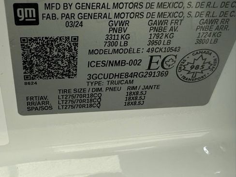 Used 2024 Chevrolet Silverado 1500 ZR2 AWD/4WD image 39