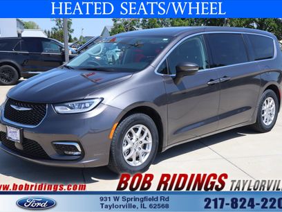 Used 2023 Chrysler Pacifica Touring-L