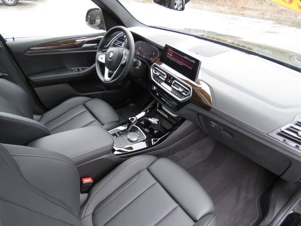 Used 2023 BMW X3 xDrive30i w/ Convenience Package w/ZPA AWD/4WD image 14