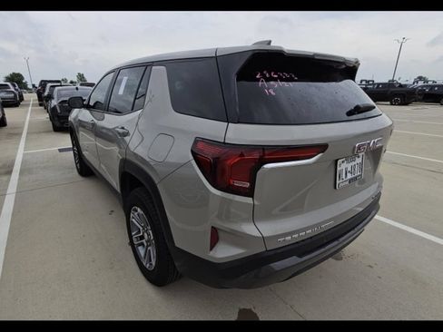 Used 2025 GMC Terrain Elevation AWD/4WD image 5