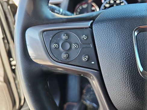 Used 2023 GMC Acadia AT4 w/ Technology Package AWD/4WD image 11