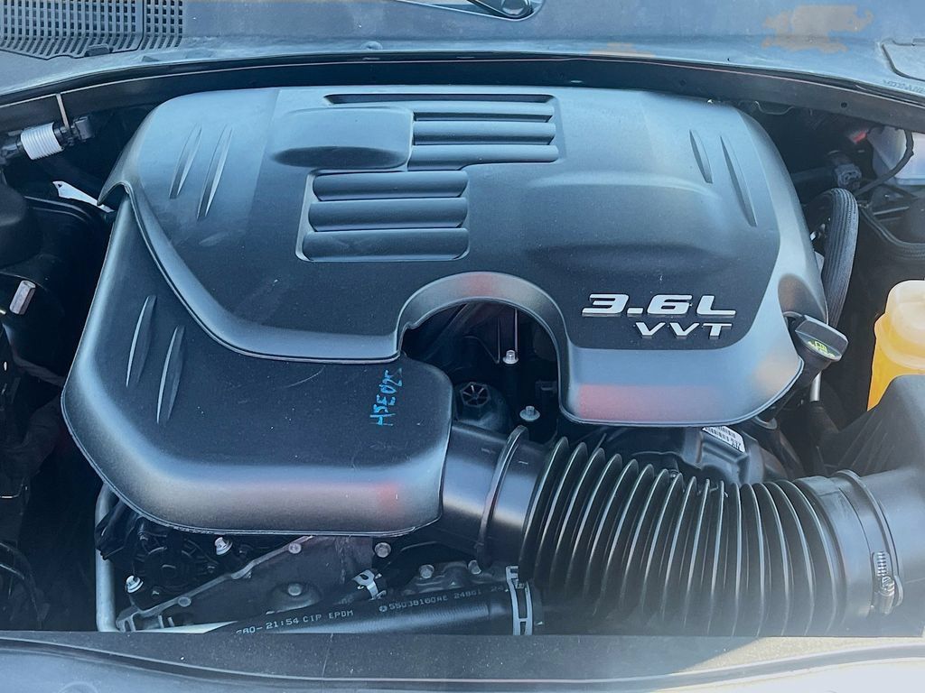 Used 2022 Chrysler 300 S RWD image 33