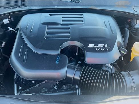 Used 2022 Chrysler 300 S RWD image 33