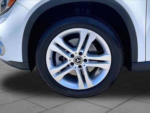 Used 2018 Mercedes-Benz GLA 250 4MATIC image 10