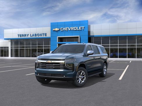 New 2026 Chevrolet Suburban Premier AWD/4WD image 10