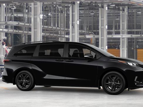 New 2026 Toyota Sienna XSE image 13