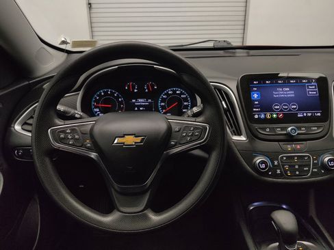 Used 2025 Chevrolet Malibu LT FWD image 22