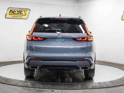 Used 2024 Honda CR-V Sport Touring image 3