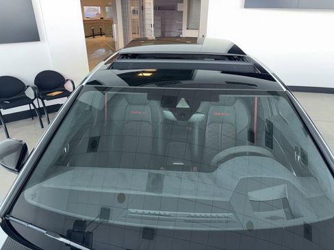 Used 2025 Audi RS 6 performance image 37