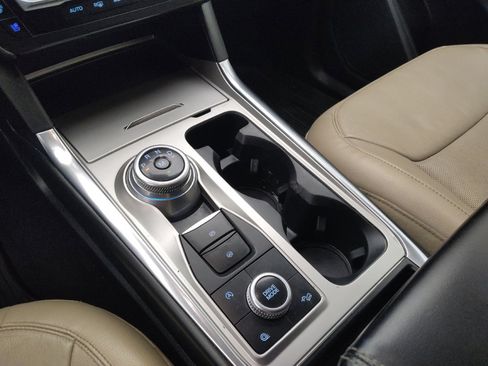 Used 2020 Ford Explorer Limited AWD/4WD image 26