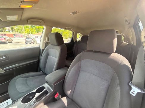Used 2013 Nissan Rogue S w/ Special Edition Pkg AWD/4WD image 23