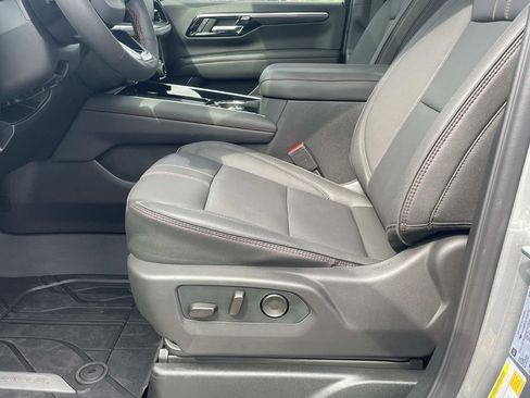 New 2026 Chevrolet Suburban RST w/ Comfort Package AWD/4WD image 19