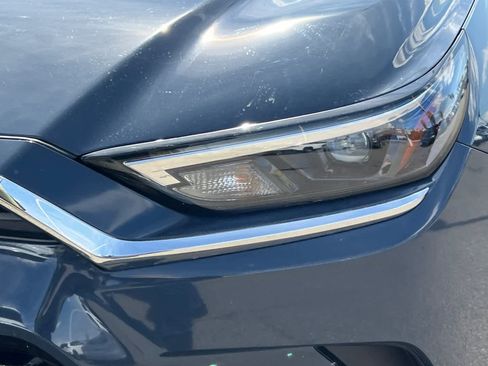 Used 2024 Toyota Grand Highlander XLE image 11