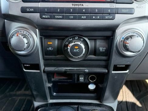 Used 2012 Toyota 4Runner SR5 AWD/4WD image 20