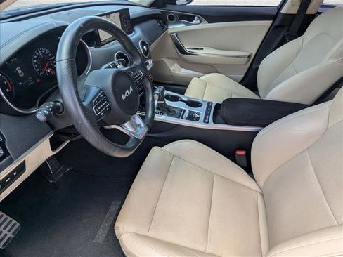 Used 2022 Kia Stinger GT1 image 12