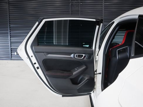 Used 2025 Honda Civic Type R image 29