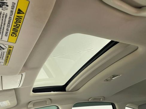 Used 2015 Honda CR-V Touring image 10