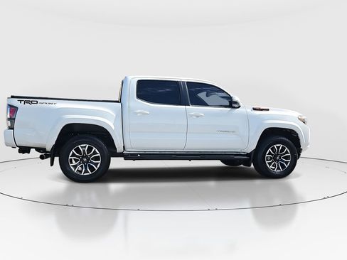 Certified 2021 Toyota Tacoma TRD Sport w/ Technology Package image 4