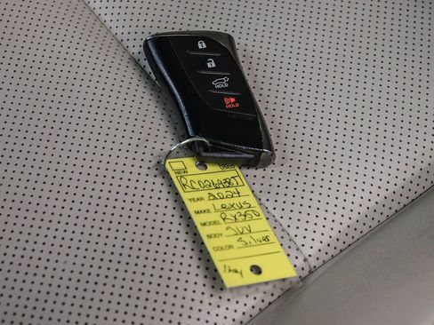 Used 2024 Lexus RX 350 FWD w/ Technology Package image 22