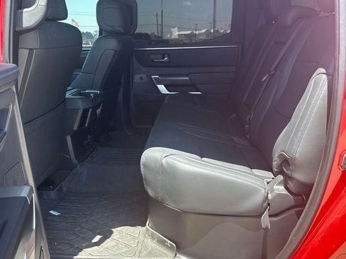 Used 2025 Toyota Tundra Platinum AWD/4WD image 12