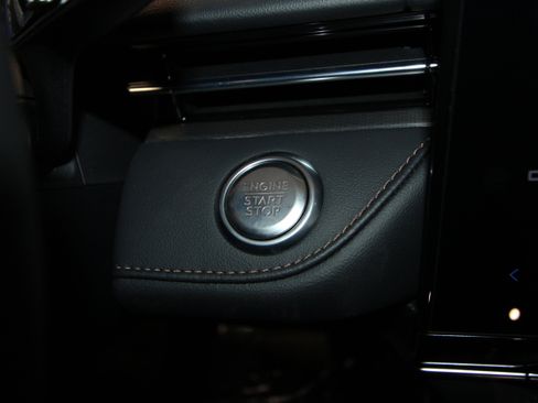 New 2026 Lincoln Nautilus Premier image 12