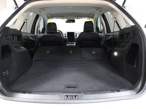 Used 2022 Ford Edge SEL image 13