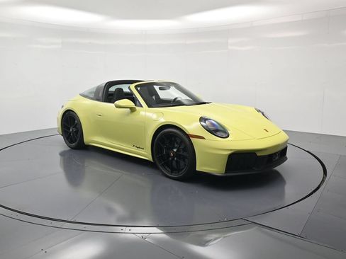 Certified 2025 Porsche 911 Targa 4 GTS AWD/4WD image 49