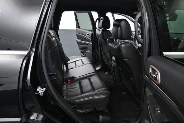 Used 2017 Jeep Grand Cherokee Limited AWD/4WD image 33