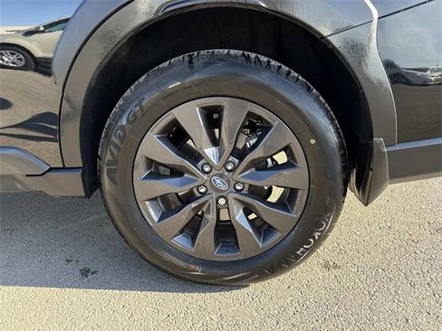 Used 2025 Subaru Outback Onyx Edition image 31