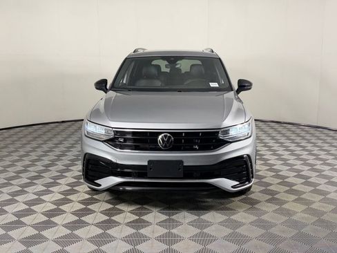 Used 2023 Volkswagen Tiguan SE R-Line FWD image 5