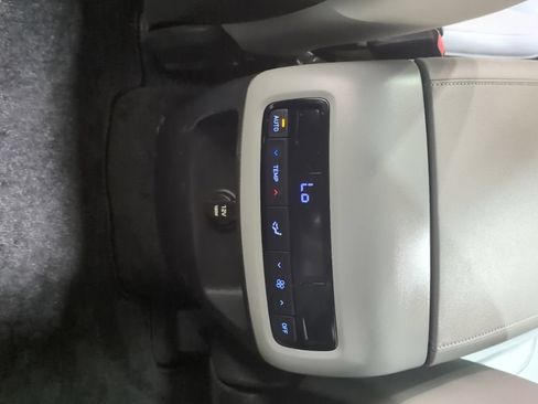 Certified 2025 Hyundai Palisade SEL AWD/4WD image 16