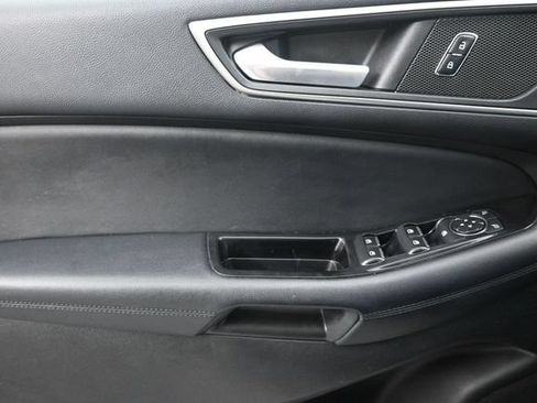 Used 2017 Ford Edge SEL w/ Equipment Group 201A AWD/4WD image 25
