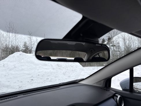 New 2025 Nissan Versa SV image 25