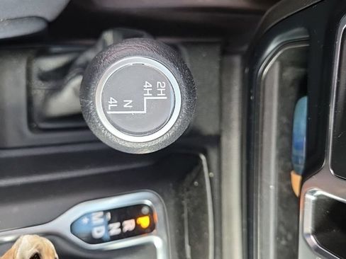 Used 2023 Jeep Gladiator Sport AWD/4WD image 12