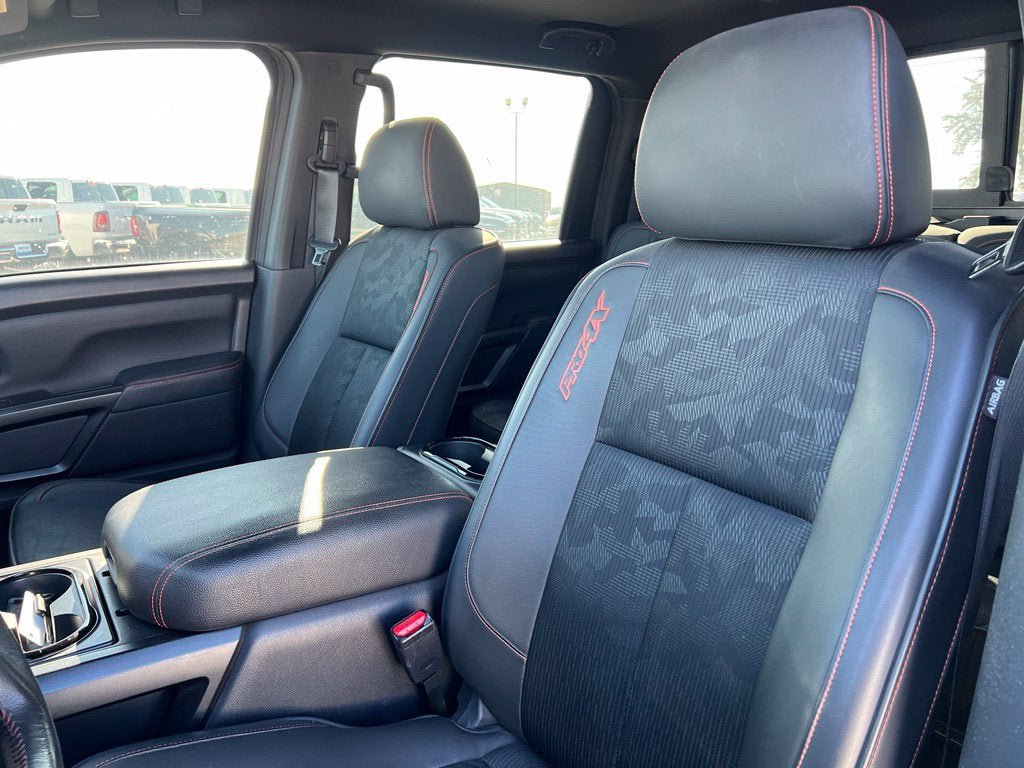 Used 2023 Nissan Titan PRO-4X AWD/4WD image 12