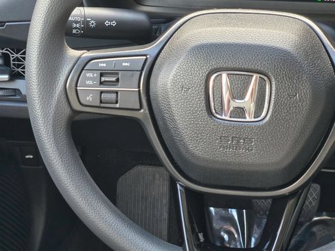 Used 2025 Honda Accord SE image 16