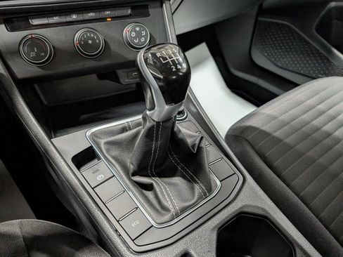 Used 2022 Volkswagen Jetta S image 24