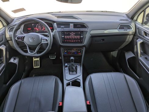 Used 2022 Volkswagen Tiguan SE R-Line FWD image 17