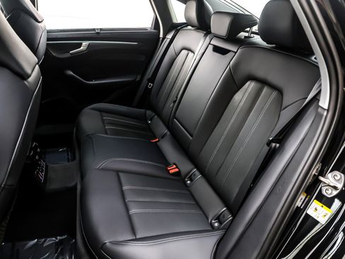 Used 2026 Audi A6 Premium Plus image 8