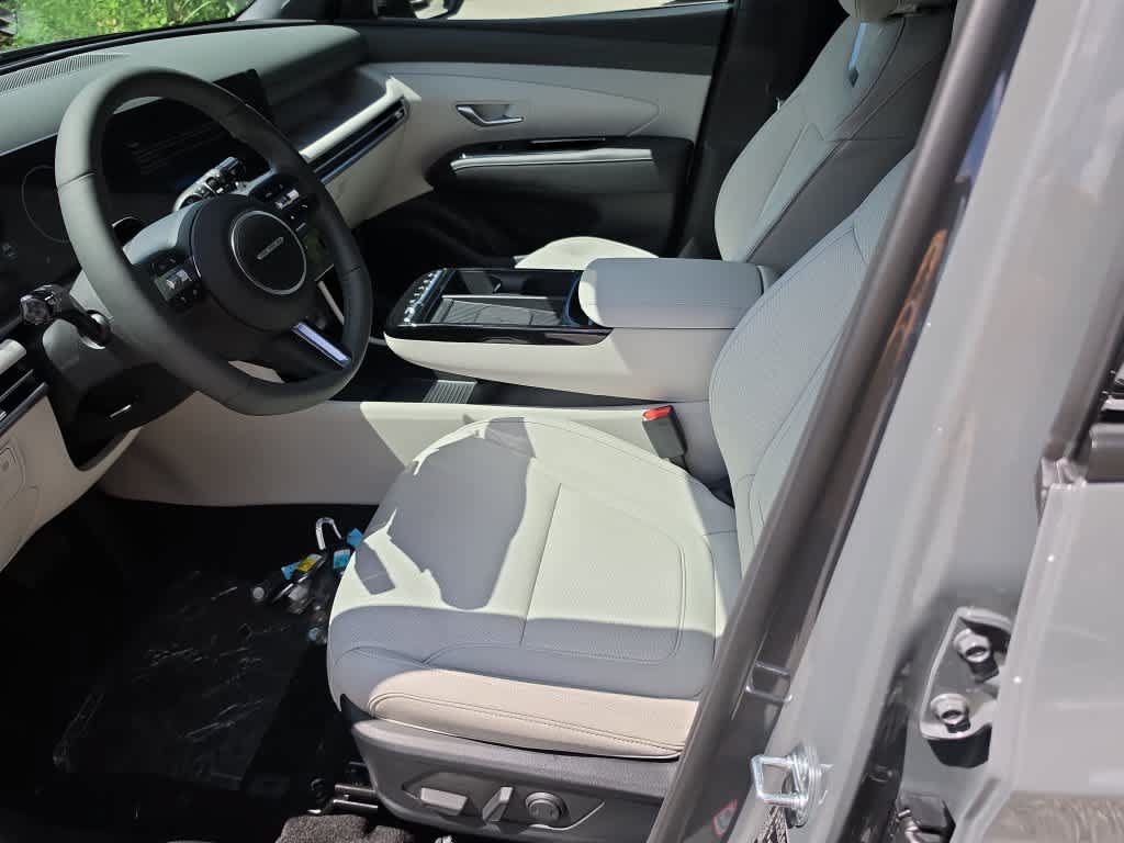 New 2026 Hyundai Tucson Limited w/ Tow & Go Package FWD image 16