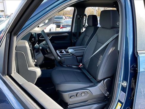 New 2026 Chevrolet Silverado 2500 LT w/ Texas Edition image 9